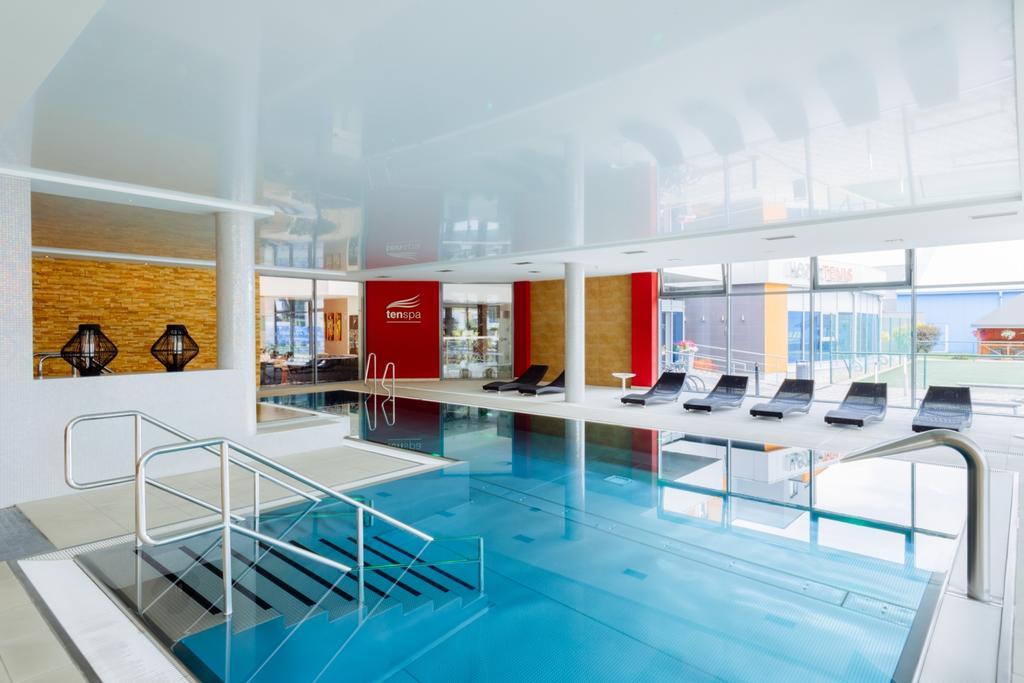 Hotel Tenis 즈볼렌 외부 사진