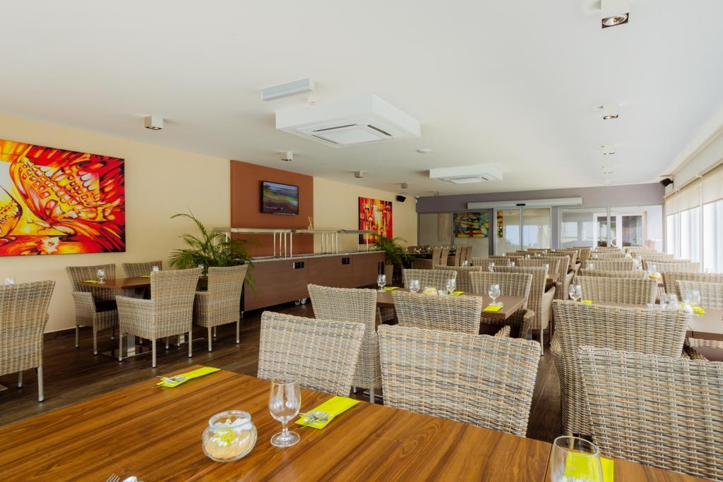 Hotel Tenis 즈볼렌 외부 사진