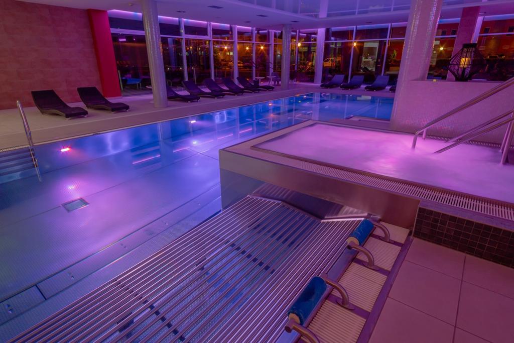 Hotel Tenis 즈볼렌 외부 사진