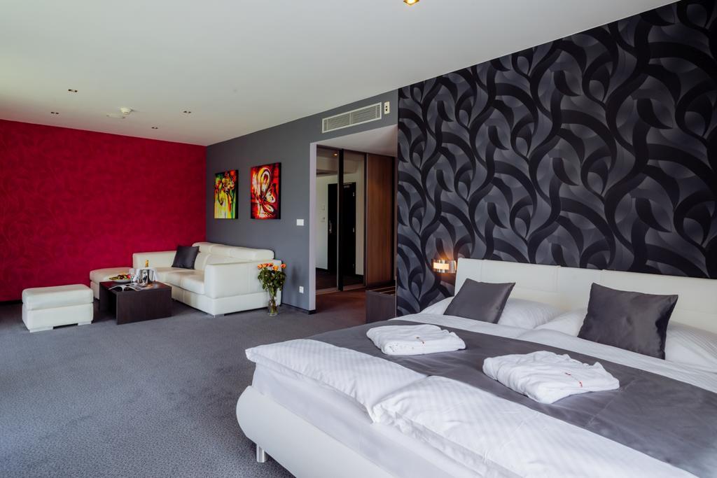 Hotel Tenis 즈볼렌 외부 사진